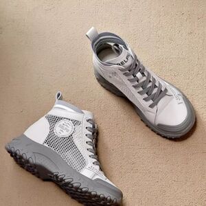 Women ankle boots and short boots